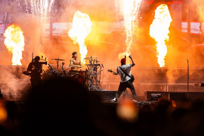 Colours of Ostrava 2026: Twenty One Pilots ovládli první festivalový den